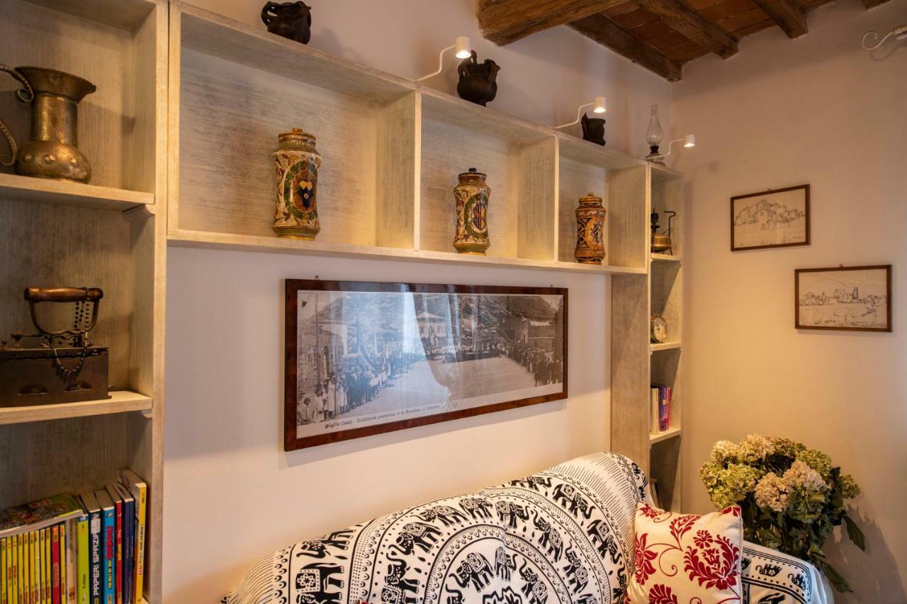 La Casina Di Pia Apartment Montieri ภายนอก รูปภาพ